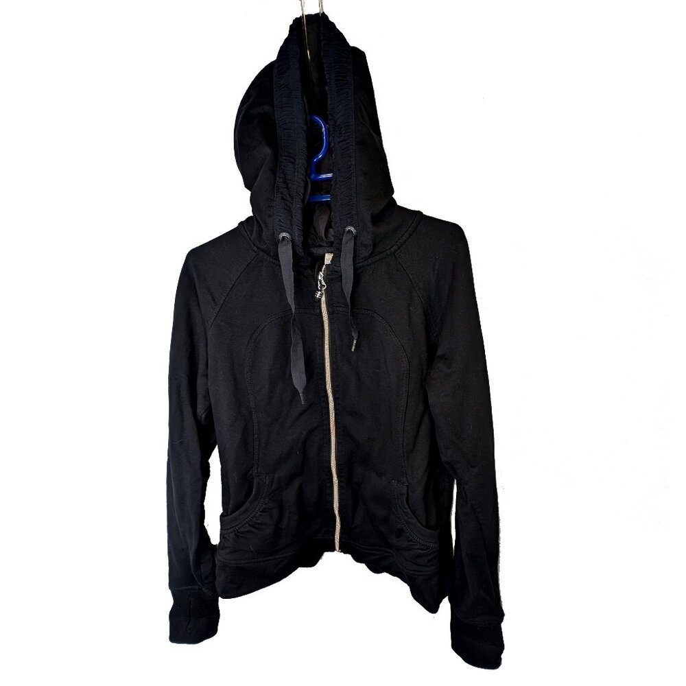 Black Lululemon hoodie Size 12 with rouched pockets and hood